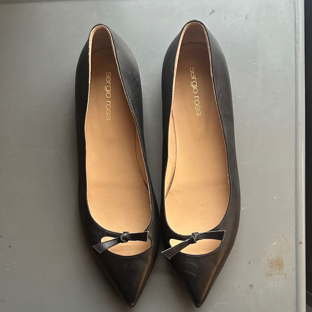 Sergio Rossi Black Flats with Bow Detail — nearly NEW — size 9 to 9.5